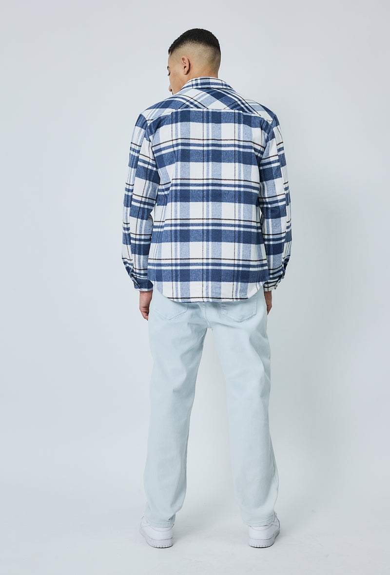 Chemise à carreaux d'hiver